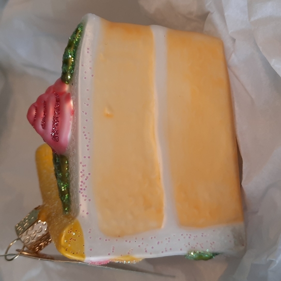 Piece of Cake Old World Christmas Glass Ornament Retired 32038 NWT - Picture 2 of 6